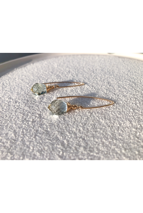 Within GREEN AMETHYST DEW DROP Earring