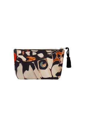 Curatae KISS + MAKEUP Bag-accessories-Diahann Boutique