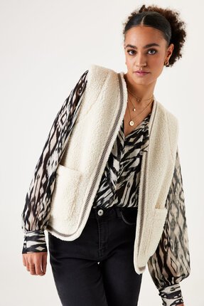 Garcia SLEEVELESS Vest-jackets-and-coats-Diahann Boutique